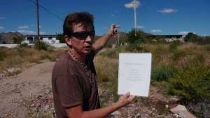 Juan Carlos Gonzales points out some deficient infrastructure in Ranchitos